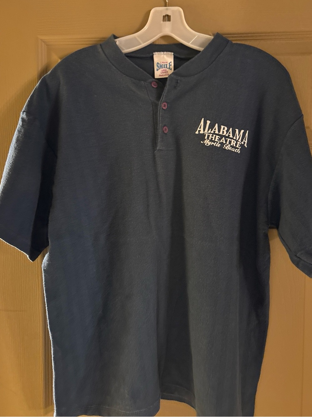 Vintage ‘90’s Alabama Theatre Myrtle Beach Henley Shirt Size Large Blue Knit.